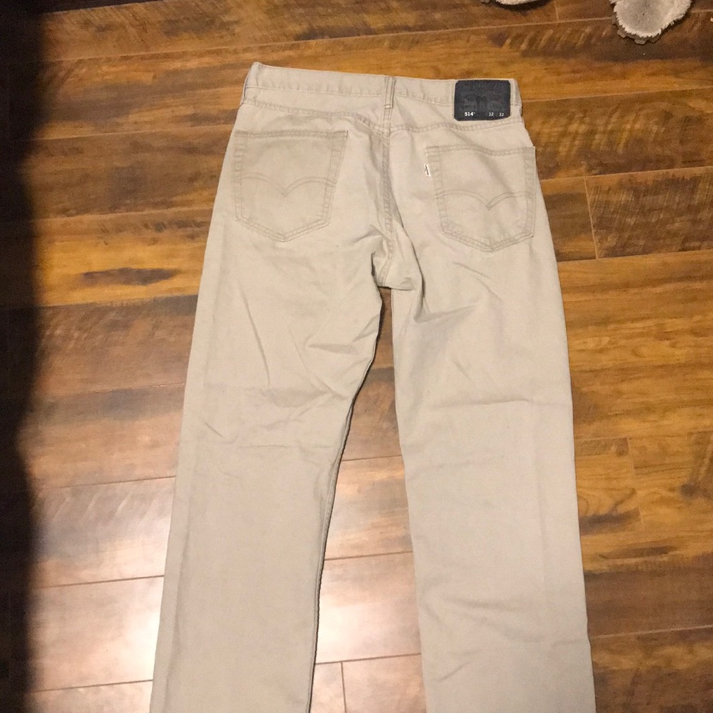 Levi’s - Picture 2 of 3
